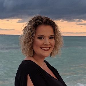 Meet your Posher, Whitley